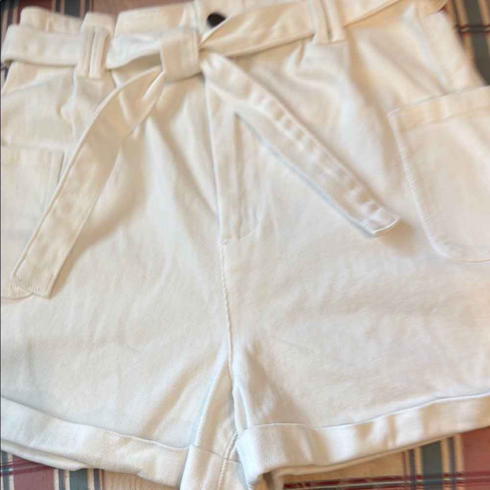 Gianni Bini White High Waist Shorts with Tie Belt